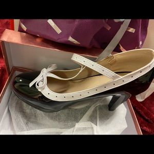 Black and white NWT.